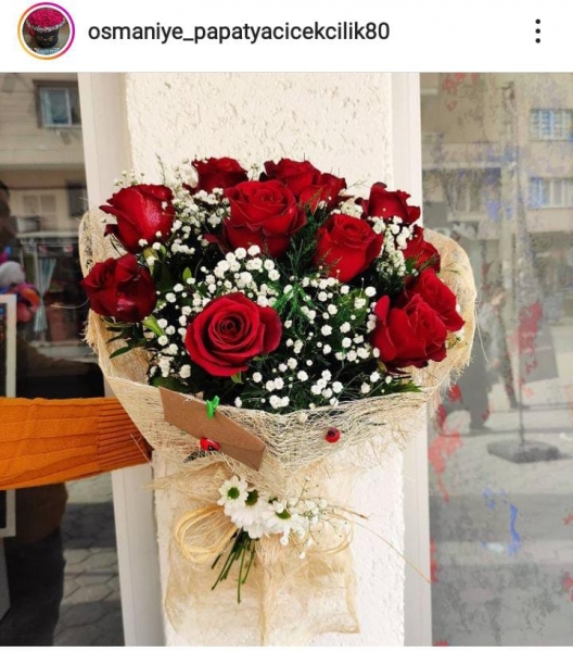 Özel tasarımlı 11 canlı gül buketi????