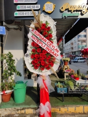 Kırmızı Beyaz tekli Çelenk